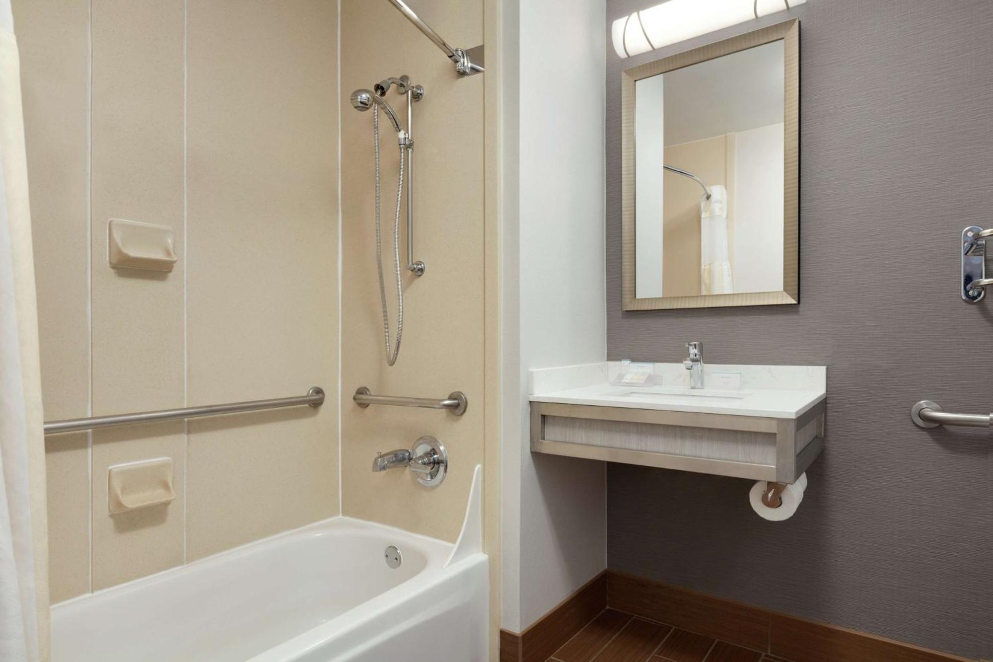 Hilton Garden Inn Gilroy Kültér fotó