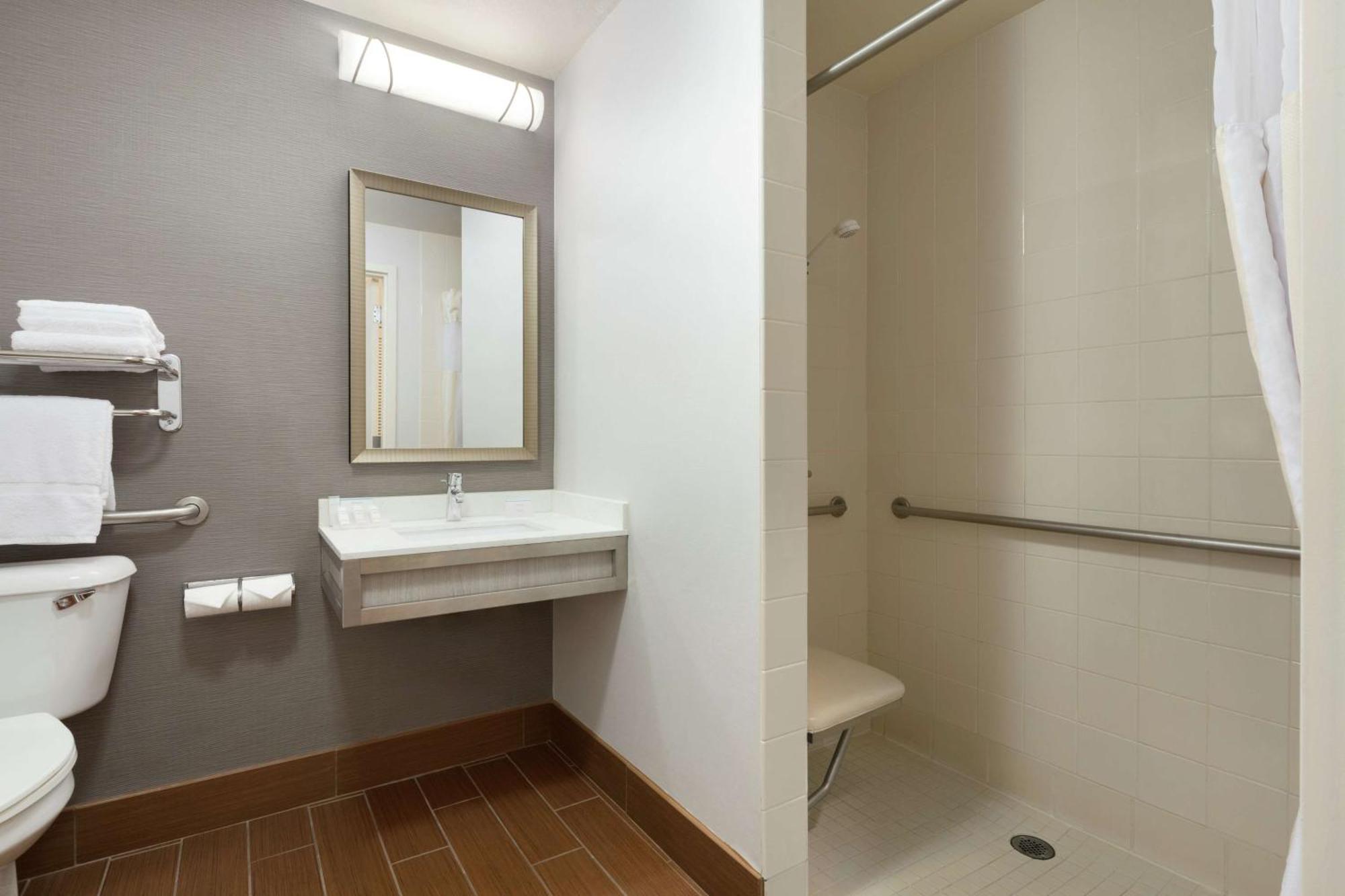 Hilton Garden Inn Gilroy Kültér fotó